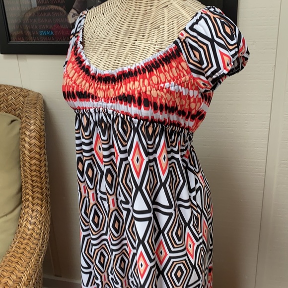 Adorable bright Muse peasant dress Size 4 - Picture 2 of 5